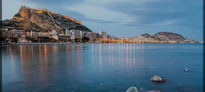 Casa de Férias Castle View Alicante